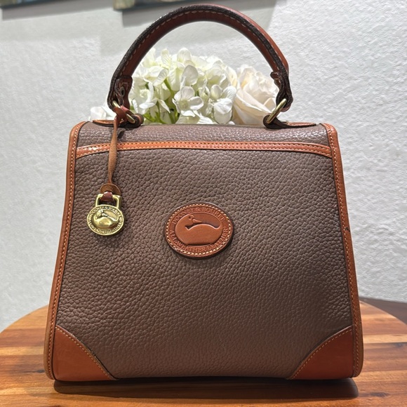 Dooney & Bourke Vintage Small Carpet Bag - Picture 5 of 15